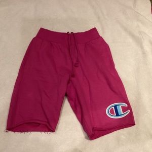 Champion hot pink cut off sweatshorts size S Reverse Weave